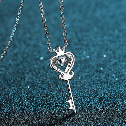 Helia Pavé Princess Key Round 0.3 Carat Moissanite Dancing Necklace — Moisza