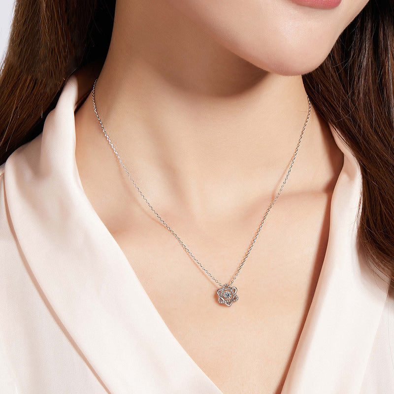Helia Pavé Six-Pointed Star Round 0.5 Carat Moissanite Dancing Necklace — Moisza