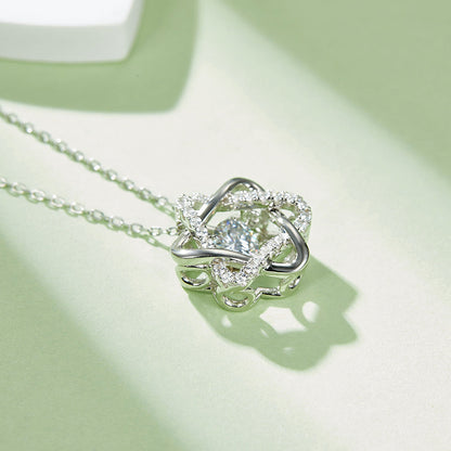 Helia Pavé Six-Pointed Star Round 0.5 Carat Moissanite Dancing Necklace — Moisza