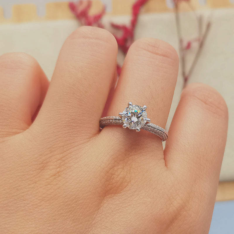 Helia Pavé T-Style Setting Solitaire Round Moissanite Engagement Ring — Moisza