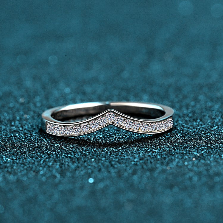 Selene V-Shaped Stackable Moissanite Wedding Band — Moisza