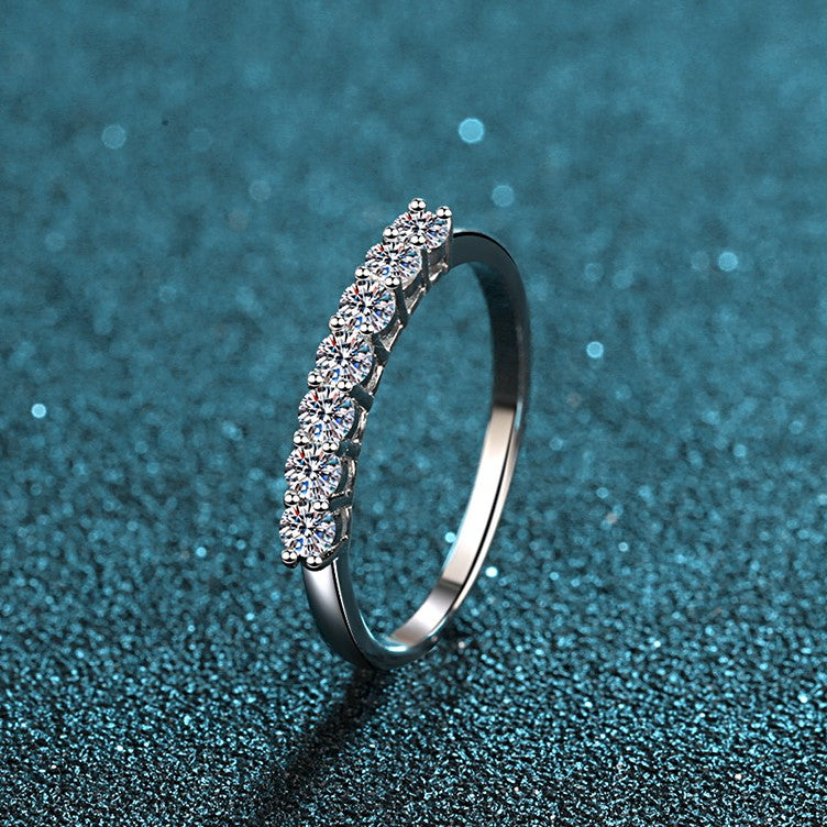 Selene Stackable Seven-Stone Moissanite Wedding Band — Moisza