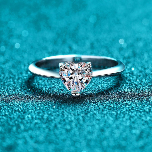 Venus Knife-Edge Solitaire Heart-Shaped Moissanite Engagement Ring — Moisza