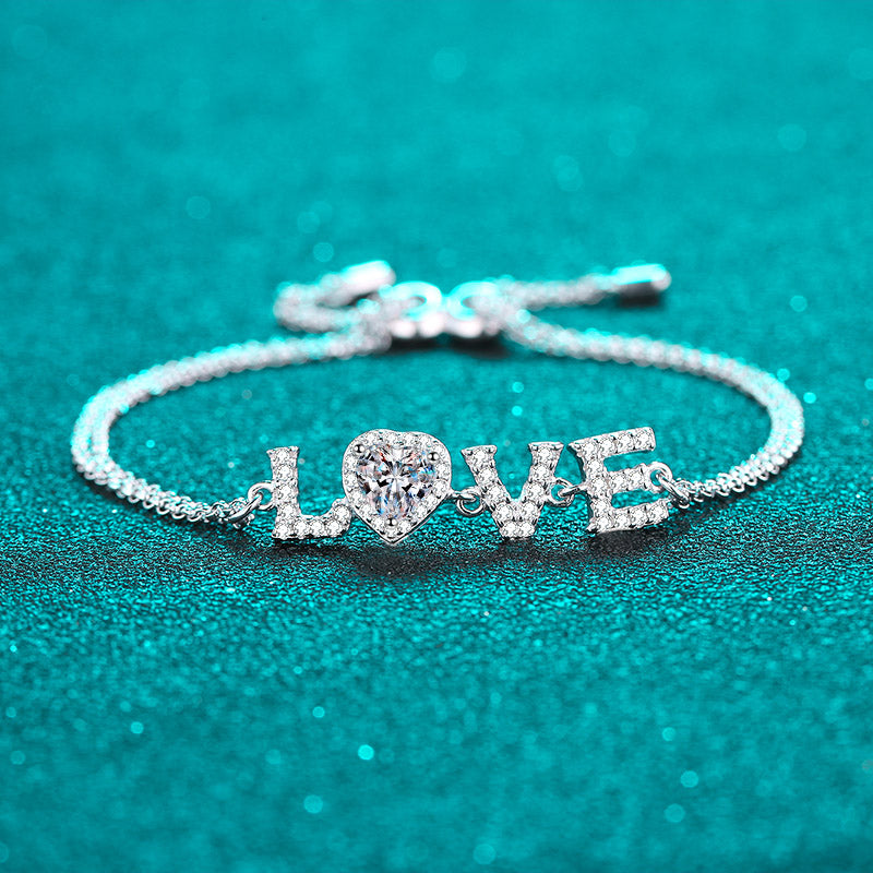 Venus LOVE Halo Heart-Shaped 0.5 Carat Moissanite Bracelet — Moisza