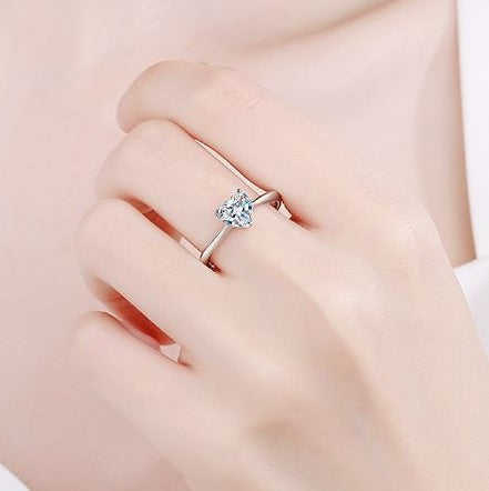 Heart shaped ring, heart shape ring, Lady Gaga engagement ring, promise ring, wedding, gift for her, girl, girlfriend, for lover, for women, mother, mom, mum, for wife, heart-shaped 0.5ct/2ct/1ct S925 Moissanite Diamond ring, Valentine’s Day, Mother’s Day, Birthday, anniversary