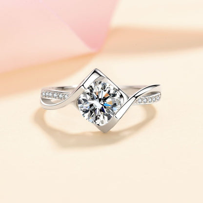 Engagement Ring, Wedding Ring, Promise Ring, Gift for Her, Gift for Girl, Girlfriend, Gift for Women, Gift for wife, Mother, Mom, Mum, Valentine’s Day, Mother’s Day, birthday, anniversary, Modern 1ct S925 Heart-Shape Head Moissanite Diamond Ring, GRA Certificate