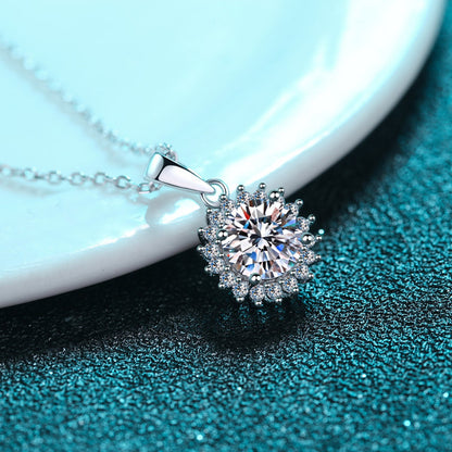 Sunflower Moissanite S925 necklace 0.5ct D VVS1 Moissanite, gift for her, gift for girlfriend, girl, gift for Women, gift for mother, mom, mum, gift for wife, for lover, Birthday, Valentine’s Day, Mother’s Day, GRA Certificate, free gift box
